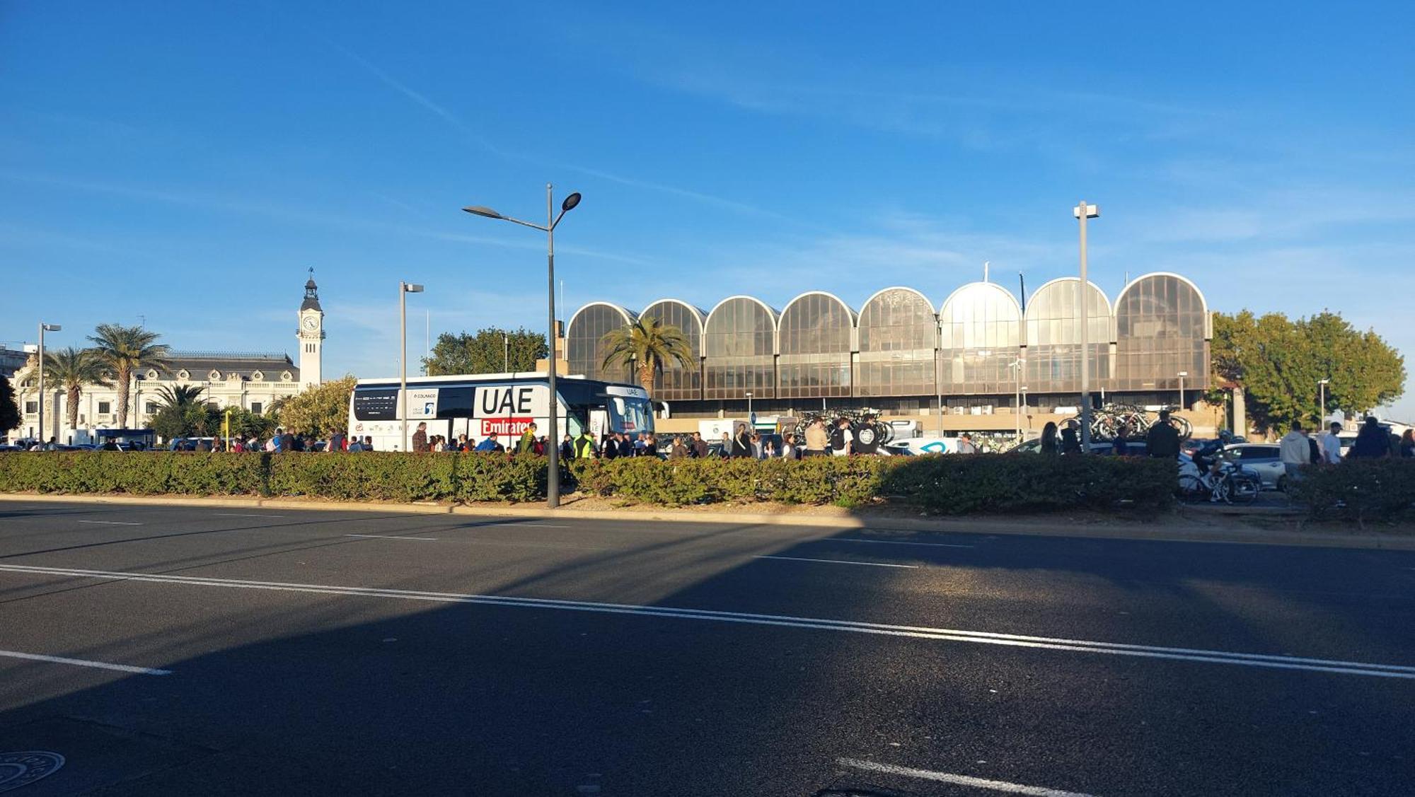 Lyesblb Aparthotel Valencia Exteriör bild