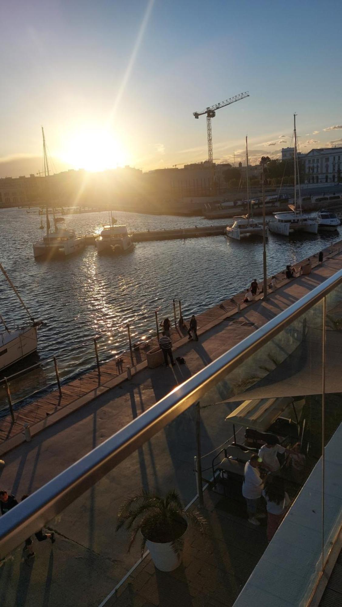 Lyesblb Aparthotel Valencia Exteriör bild