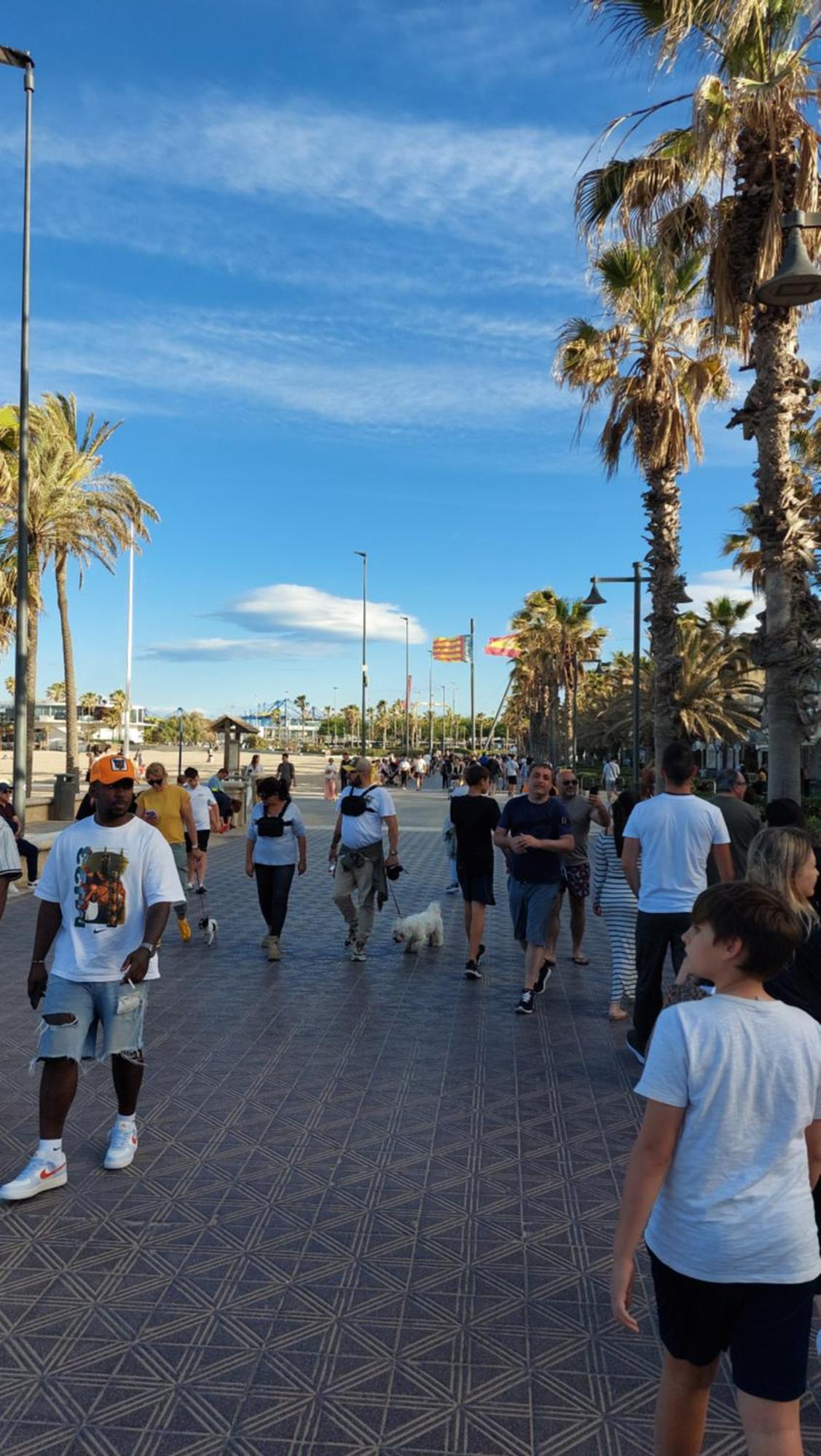 Lyesblb Aparthotel Valencia Exteriör bild